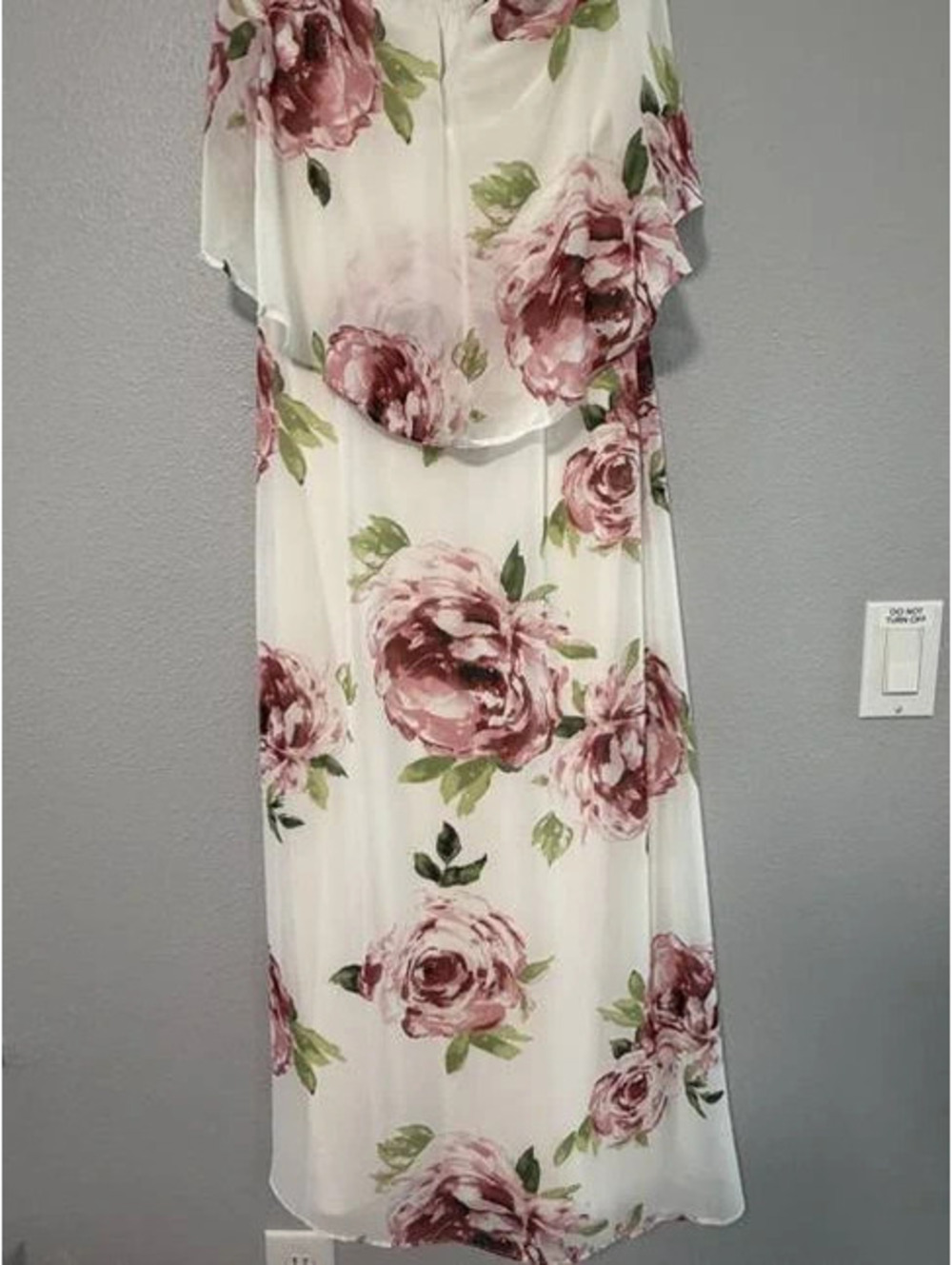 # 6095 Catherine Malandrino Floral Maxi Dress White Pink Size M